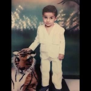 Meet your Posher, Yousif